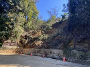 立神峡 火の国橋 崖崩れ 通行止め